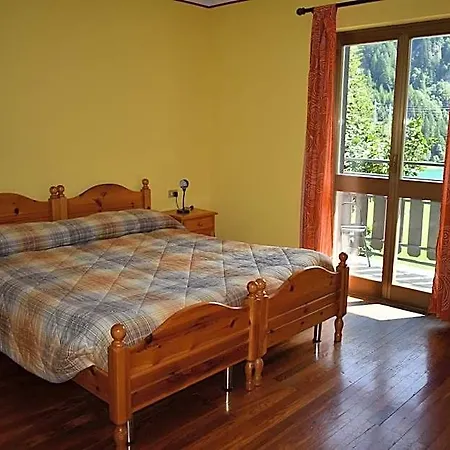 Hotel Mangusta